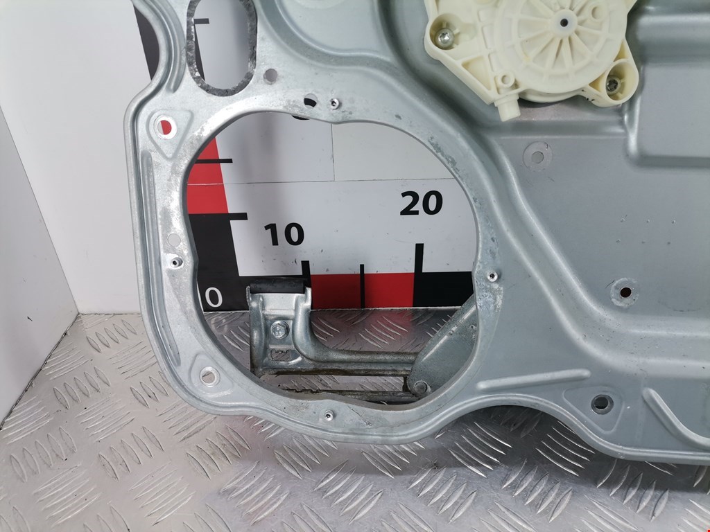 Стеклоподъемник передний правый FORD Focus II 2005-2011