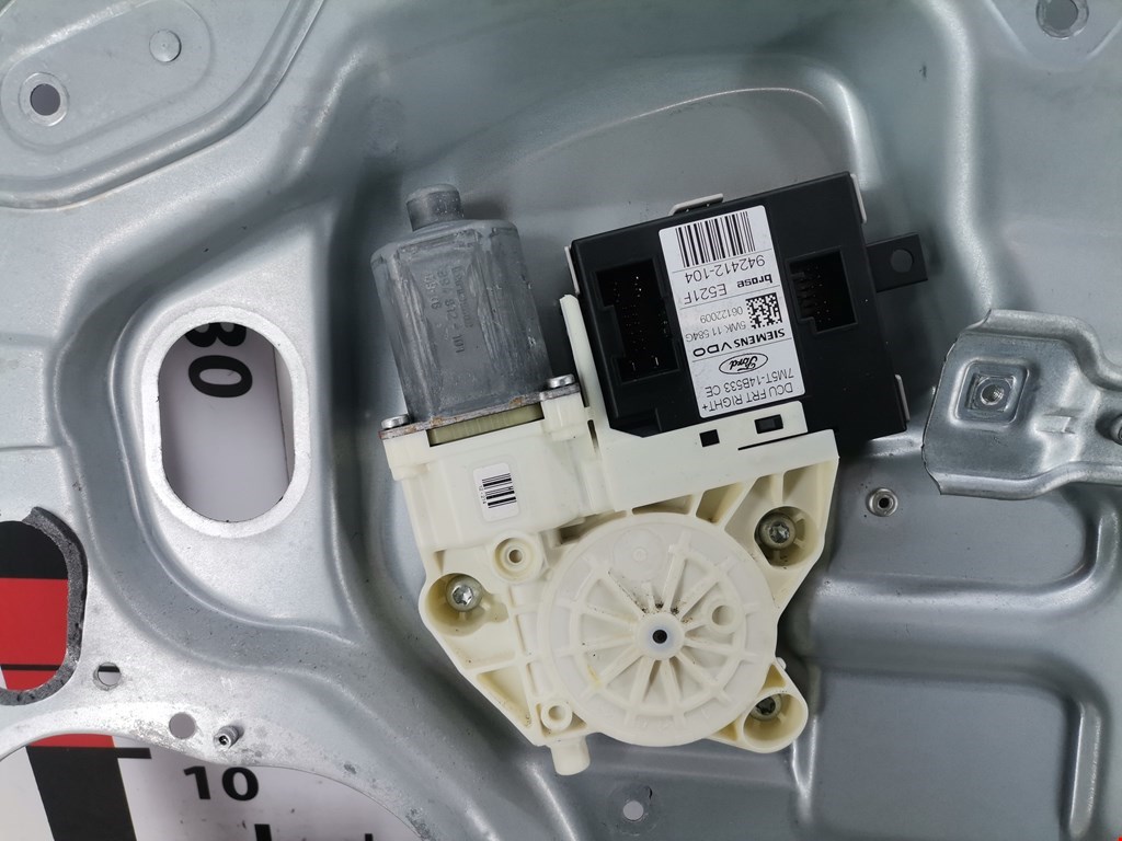 Стеклоподъемник передний правый FORD Focus II 2005-2011