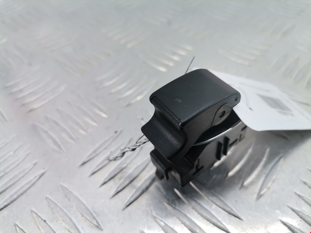 Кнопка стеклоподъемника TOYOTA Corolla Verso E121 AR10 2001-2009