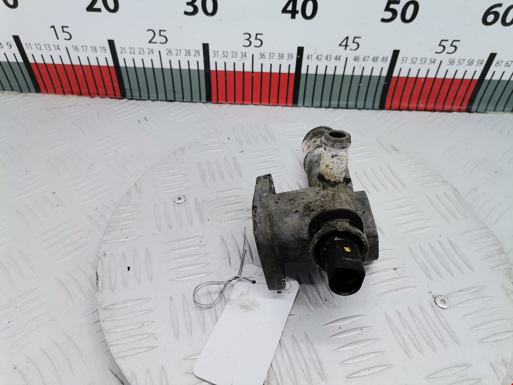 Тройник системы охлаждения VOLKSWAGEN Caddy II 1995-2004