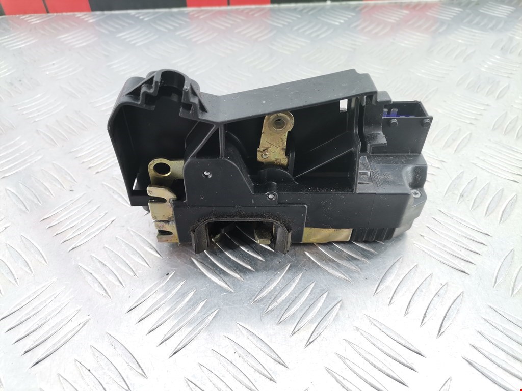 Замок двери передней правой OPEL Astra G 1998-2005