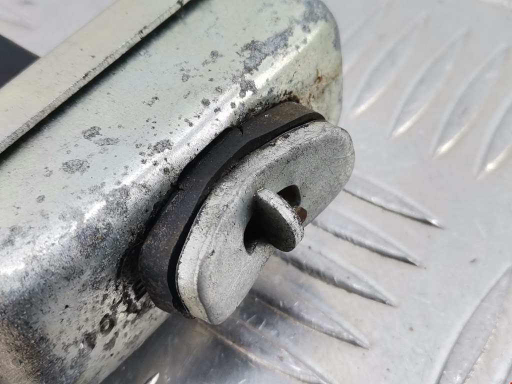 Ограничитель открывания двери FORD Focus II 2005-2011