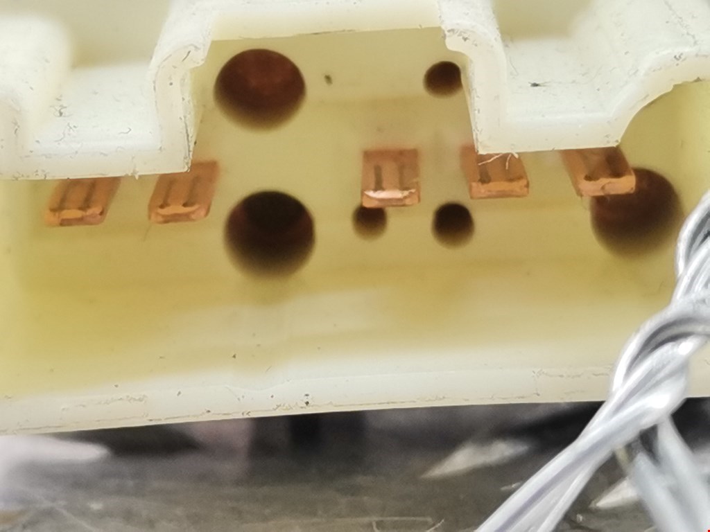 Кнопка стеклоподъемника MAZDA Mazda 6 GG 2000-2007