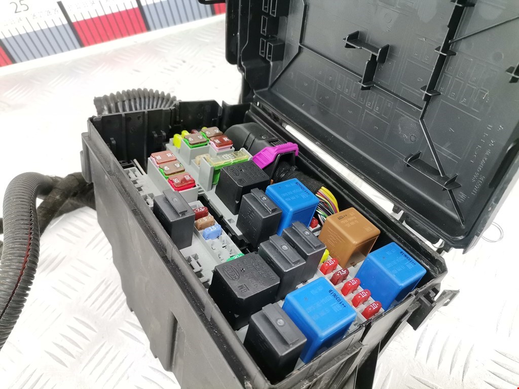 Датчик уровня в бачок омывателя OPEL Meriva B 2010-2018