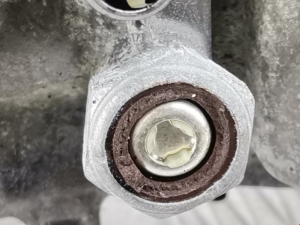 Корпус масляного фильтра SEAT Alhambra 1996-2010