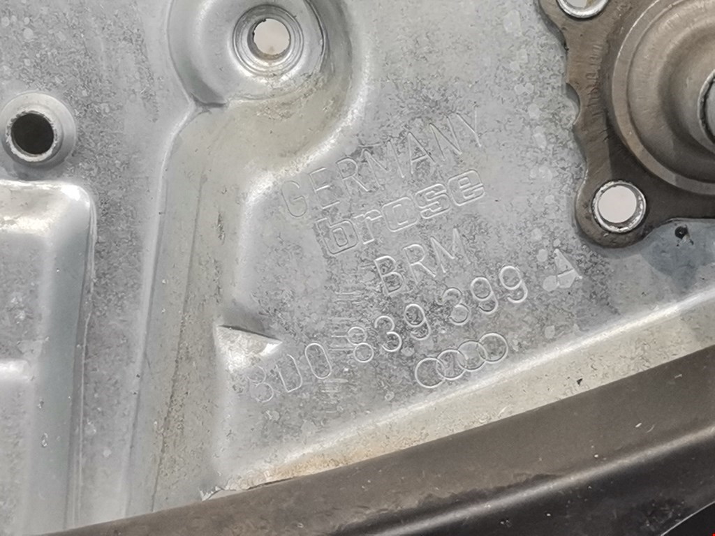 Стеклоподъемник задний левый AUDI A4 B5 1995-2001