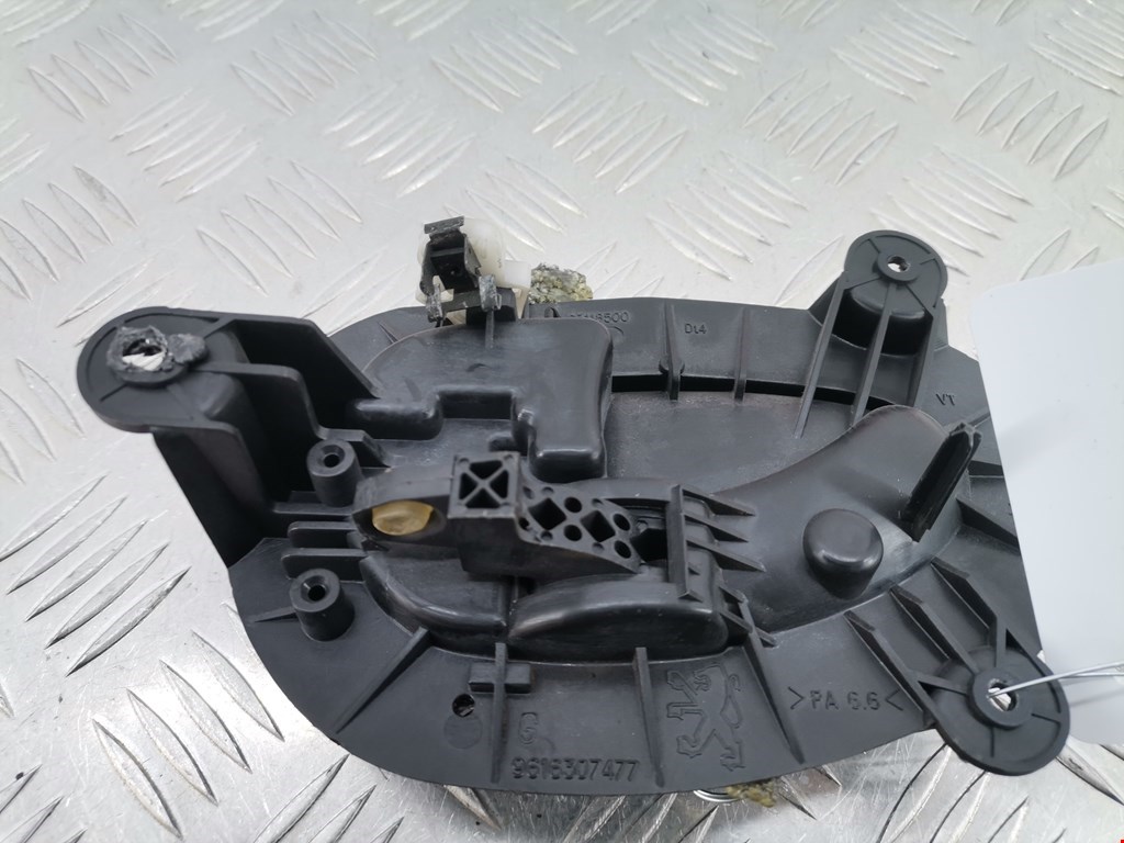 Ручка дверная задняя внутренняя правая PEUGEOT 406 1995-1999