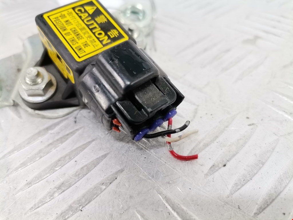 Датчик AIR BAG (подушек безопасности) TOYOTA Land Cruiser Prado 120 2002-2009