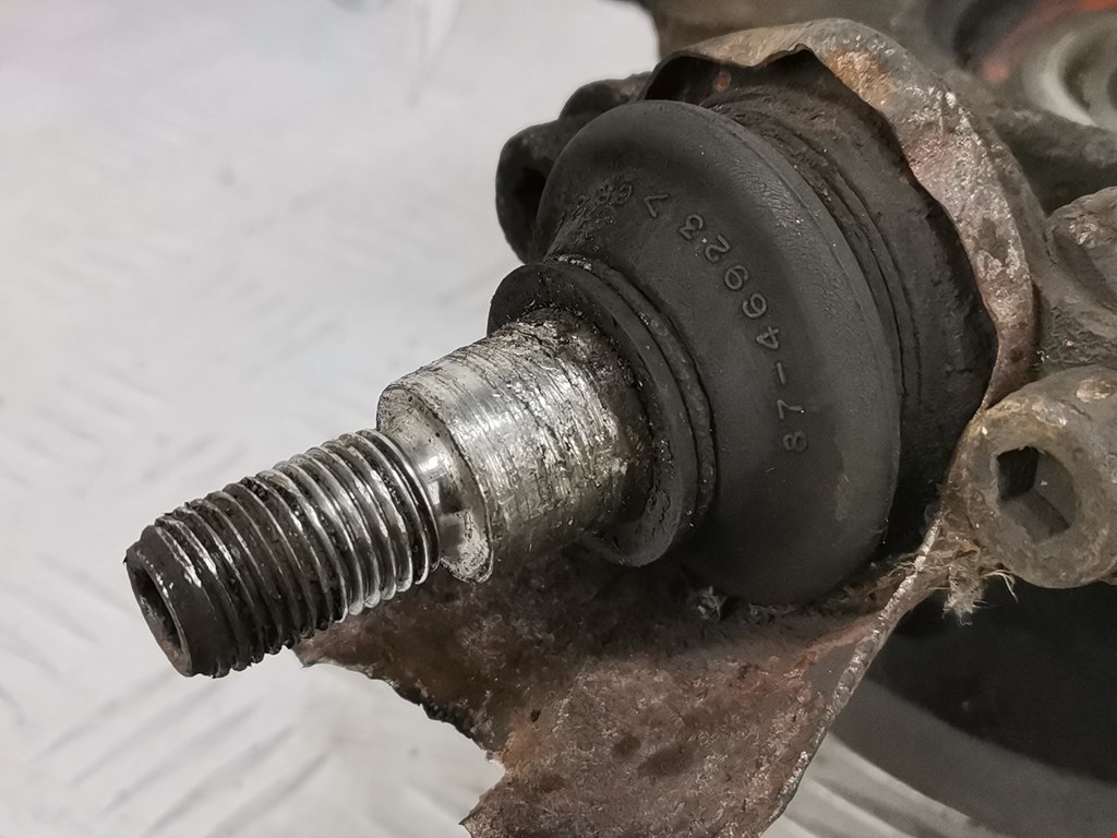 Ступица передняя левая FORD Galaxy 1995-2005