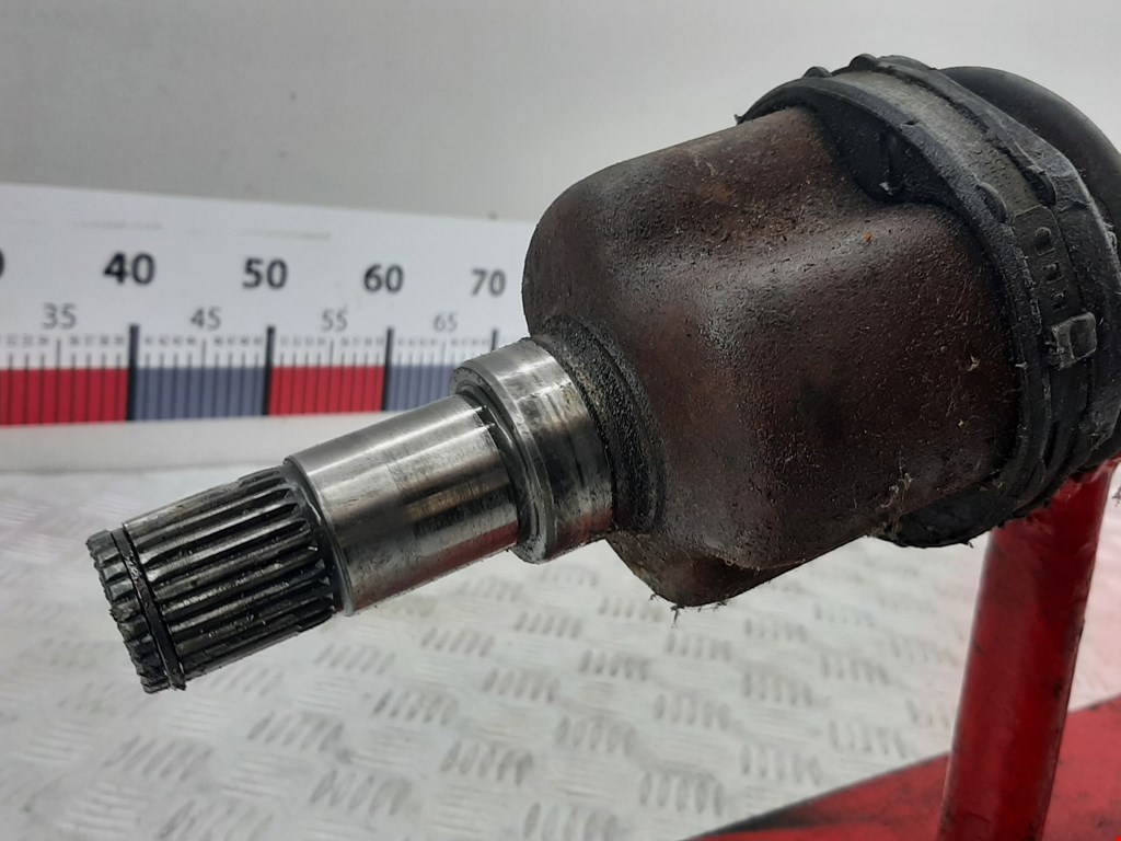 Полуось (привод, приводной вал) передняя левая FORD Mondeo III 2000-2007