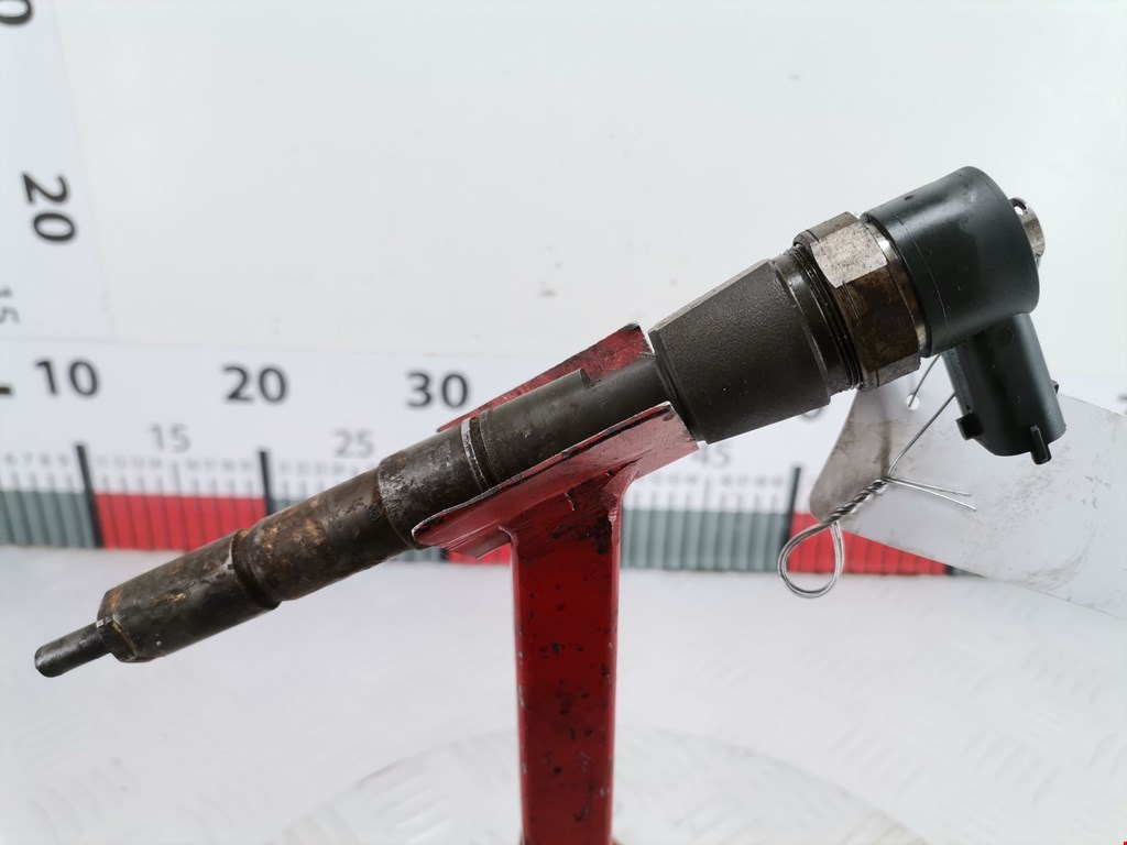 Форсунка дизельная электрическая OPEL Insignia 2008-2017