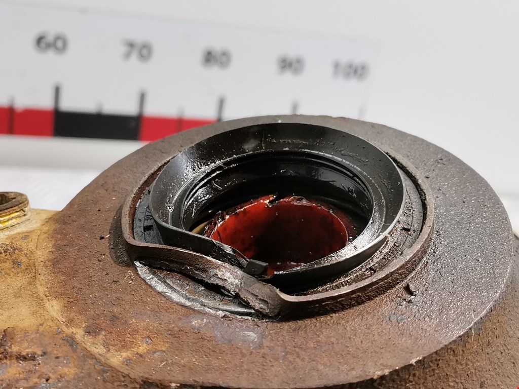 Редуктор переднего моста LAND ROVER Range Rover 2002-2012