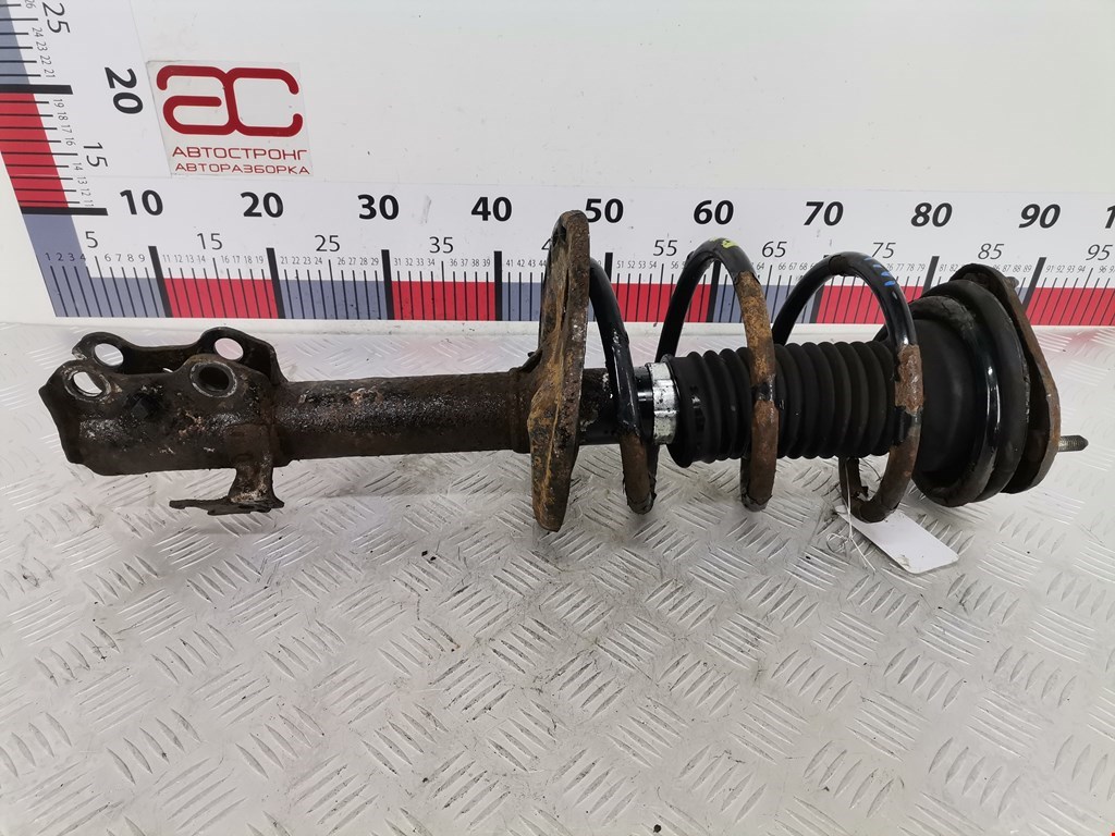 Амортизатор передний левый TOYOTA RAV 4 XA30 2006-2012