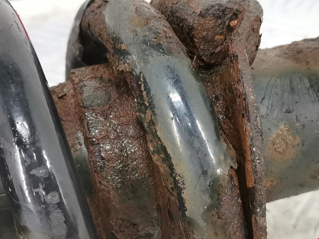 Амортизатор передний правый TOYOTA Land Cruiser Prado 120 2002-2009