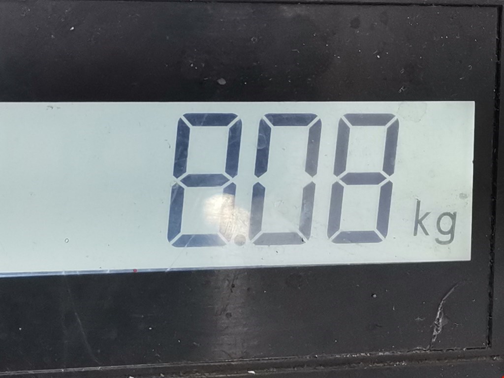 Амортизатор передний правый TOYOTA Land Cruiser Prado 120 2002-2009