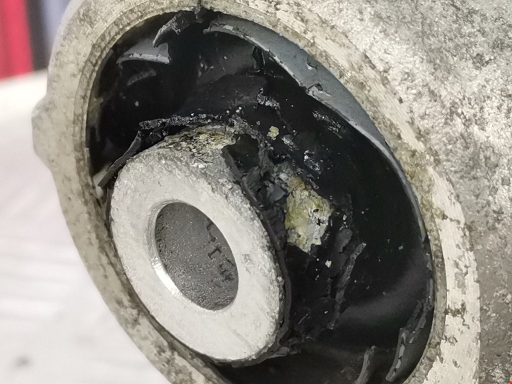 Рычаг задний правый BMW 6er E63/E64 2003-2011