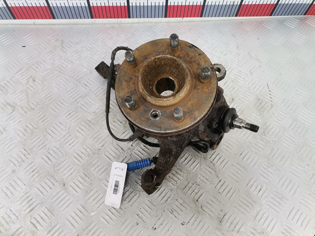 Ступица передняя левая LAND ROVER Range Rover 2002-2012