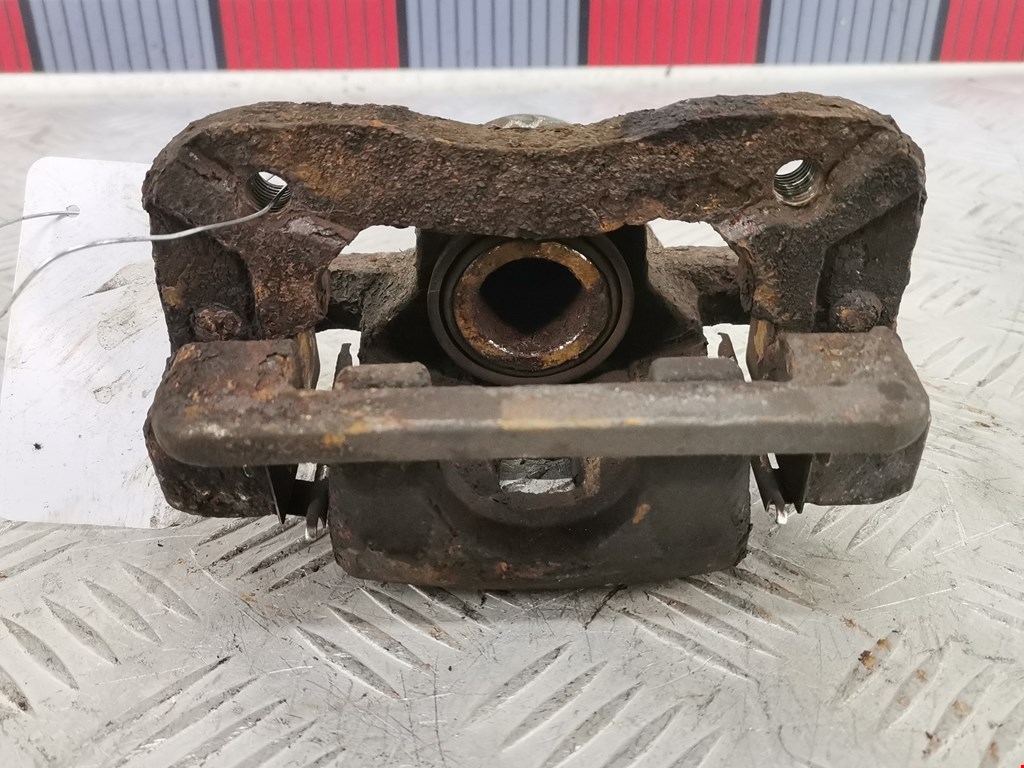 Суппорт задний правый HYUNDAI Tucson l 2004-2010