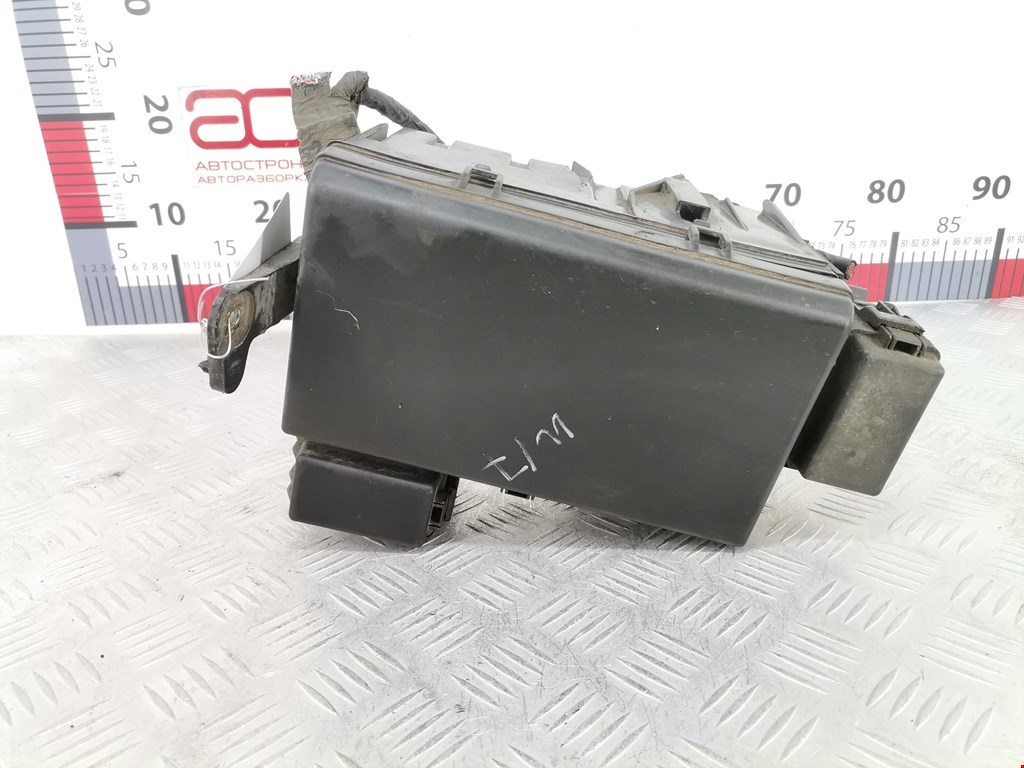 Датчик уровня в бачок омывателя TOYOTA Land Cruiser Prado 120 2002-2009