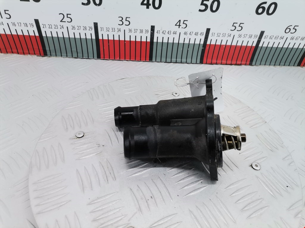 Корпус термостата FORD Focus II 2005-2011