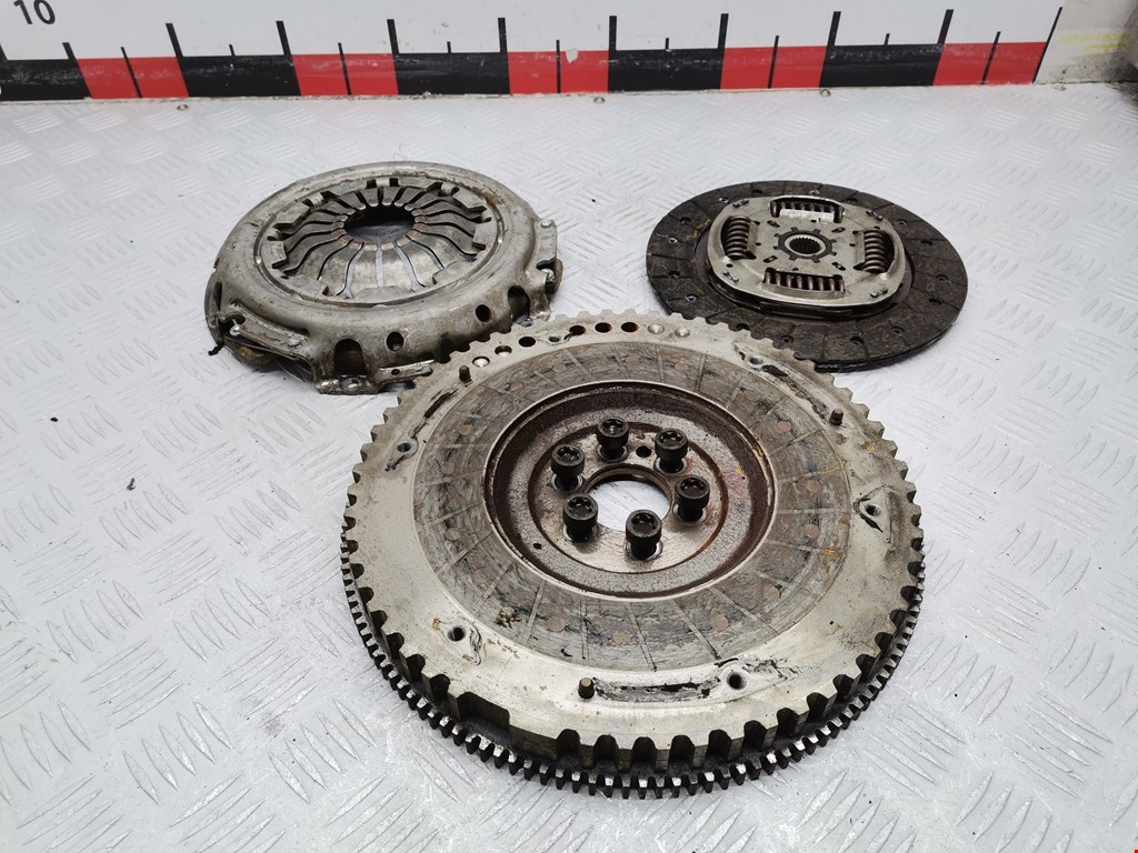 Маховик (демпфер сцепления) DACIA Logan II 2014-2020