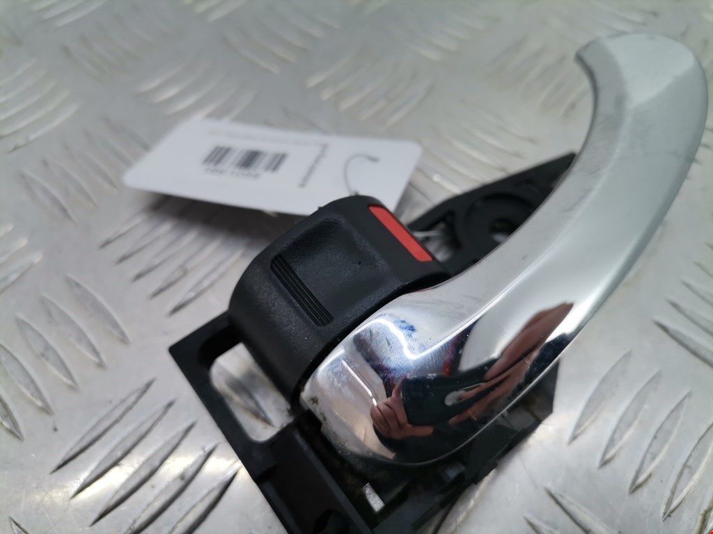 Ручка дверная задняя внутренняя левая TOYOTA RAV 4 XA30 2006-2012