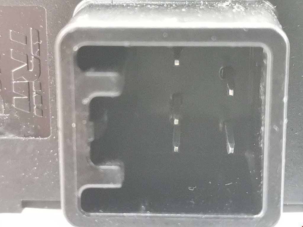 Кнопка стеклоподъемника TOYOTA Corolla Verso E121 AR10 2001-2009