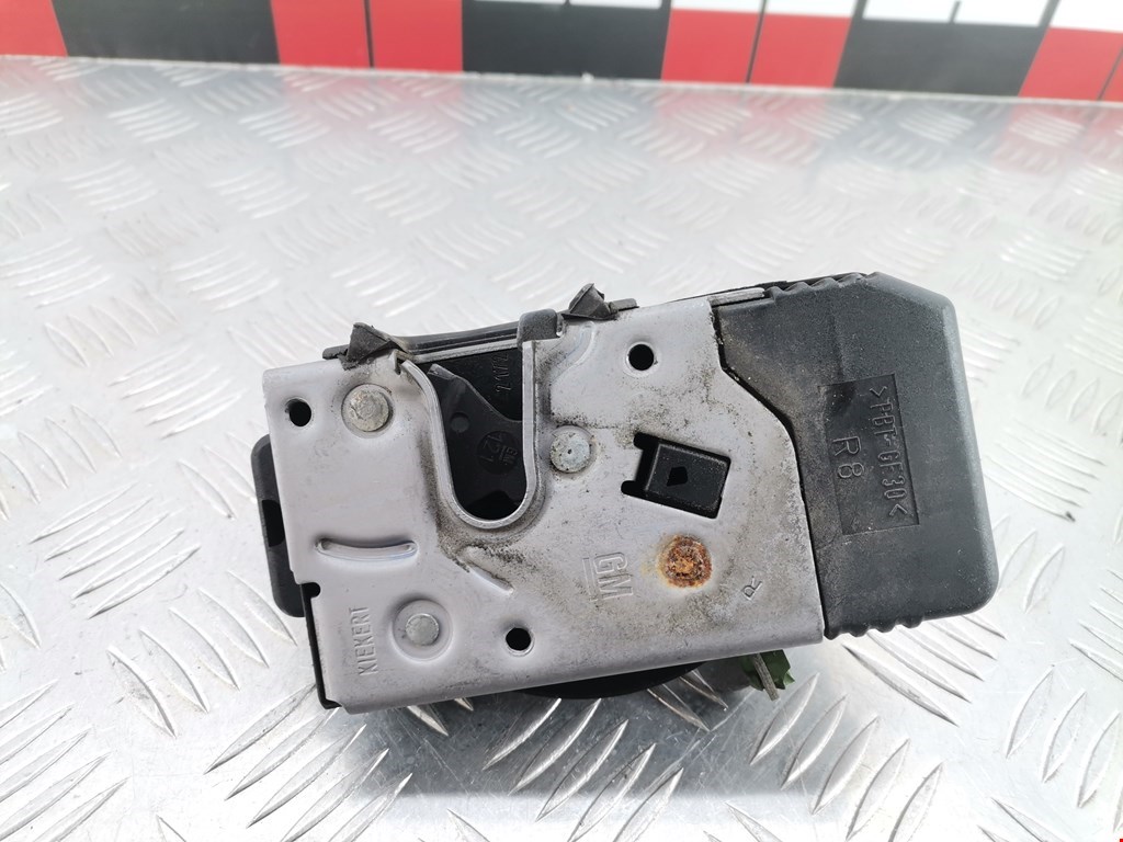 Замок двери передней правой OPEL Astra G 1998-2005