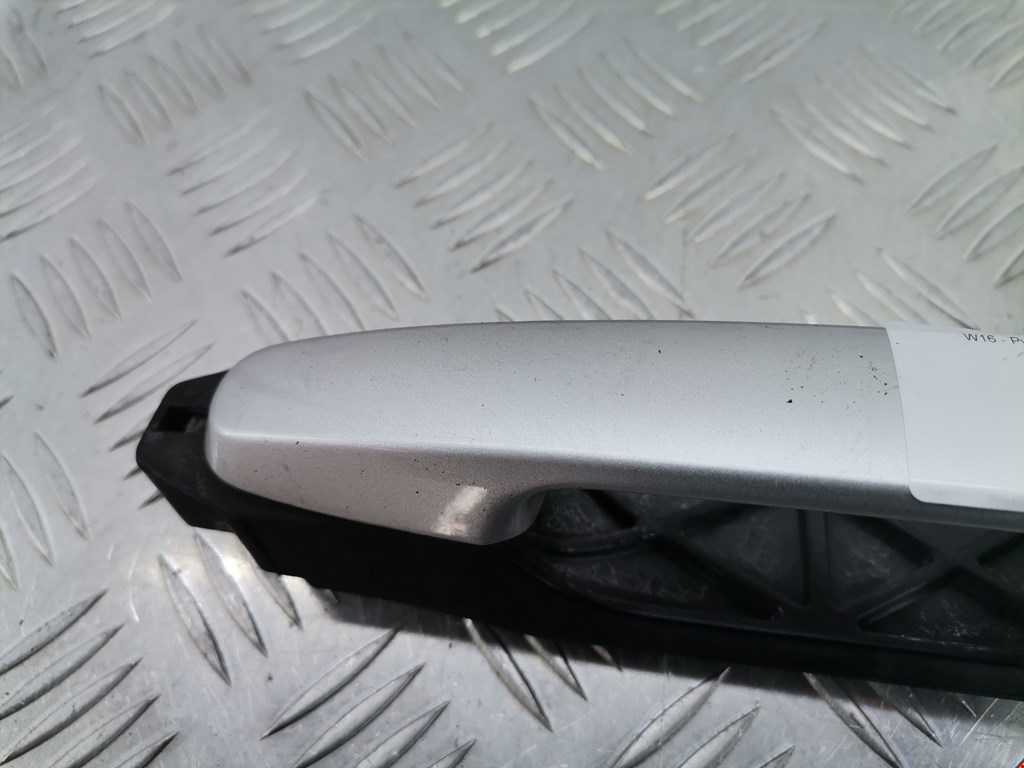 Ручка двери задней наружная левая TOYOTA RAV 4 XA30 2006-2012