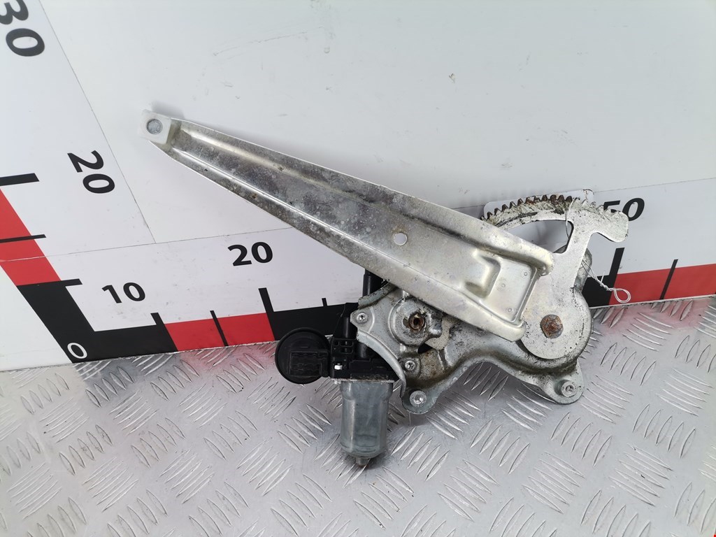 Стеклоподъемник задний левый TOYOTA RAV 4 XA30 2006-2012