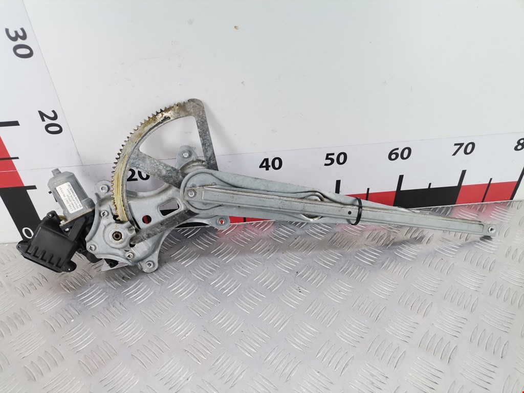 Стеклоподъемник задний левый TOYOTA Corolla Verso E121 AR10 2001-2009