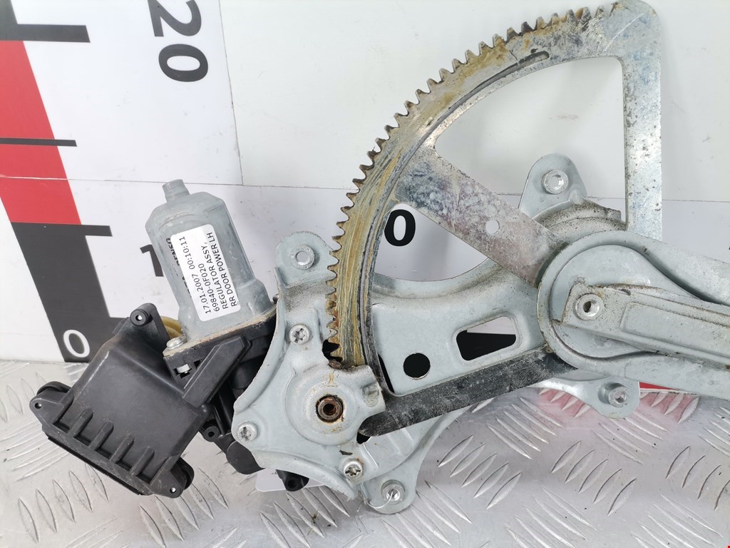 Стеклоподъемник задний левый TOYOTA Corolla Verso E121 AR10 2001-2009