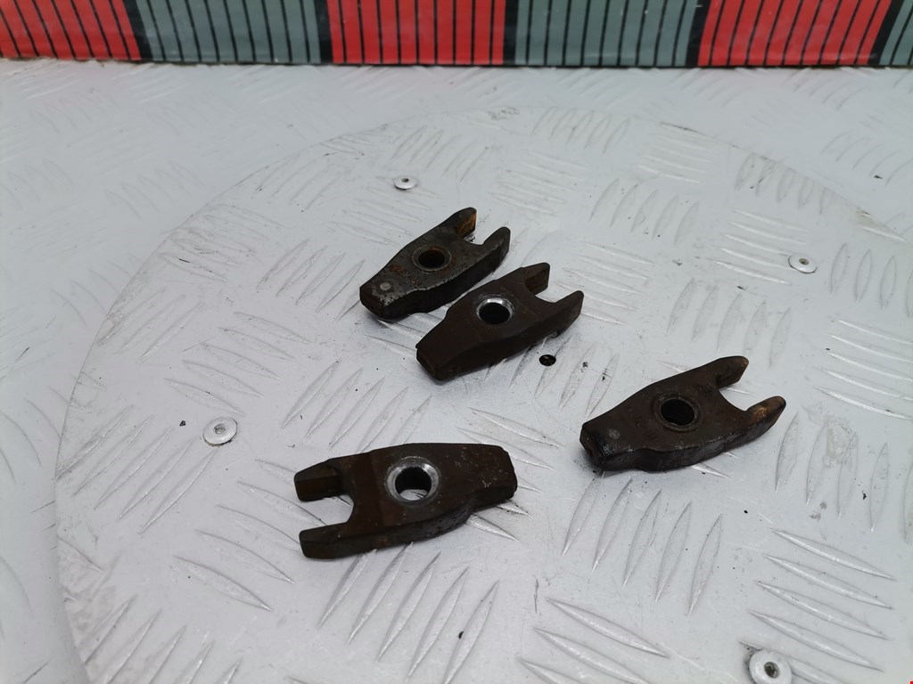 Кронштейн форсунки PEUGEOT 307 2001-2008