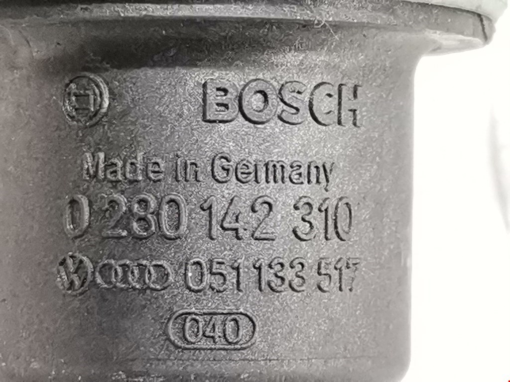 Клапан вентиляции топливного бака VOLKSWAGEN Polo III 1994-2001