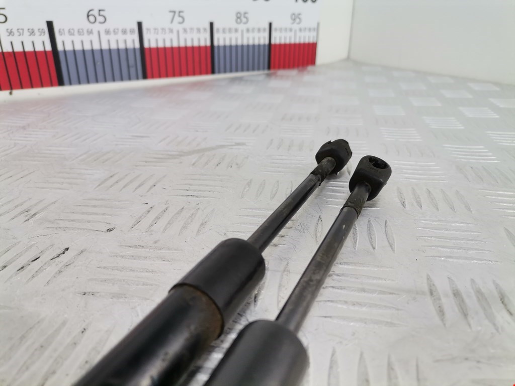 Амортизатор крышки (двери) багажника AUDI A4 B6 2001-2005