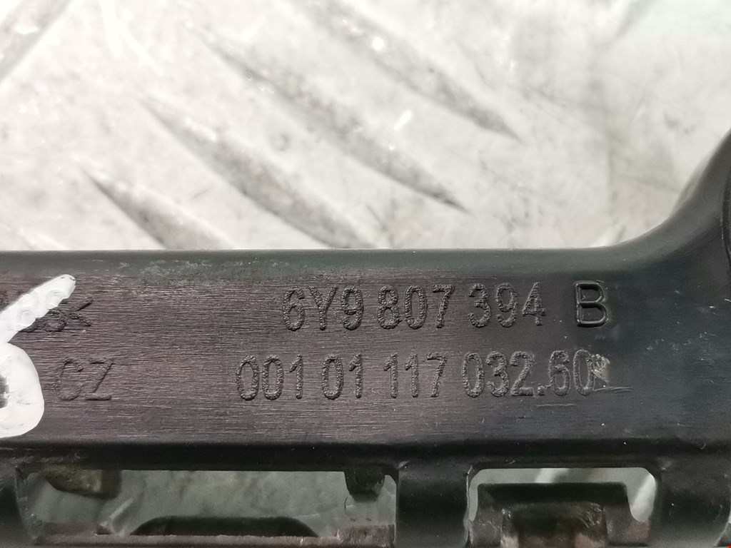 Кронштейн заднего бампера левый правый SKODA Fabia MK1 1999-2006