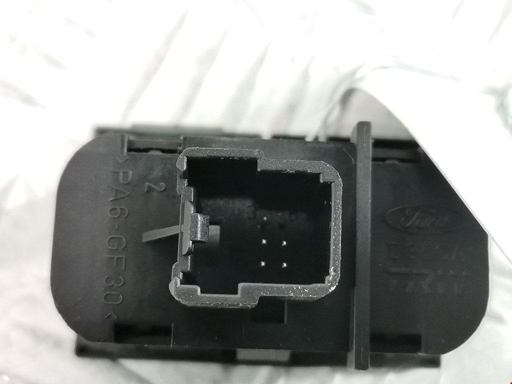 Кнопка антипробуксовочной системы FORD Mondeo III 2000-2007