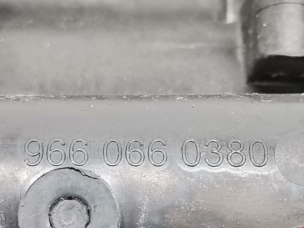 Корпус термостата CITROEN C4 Picasso 2006-2013