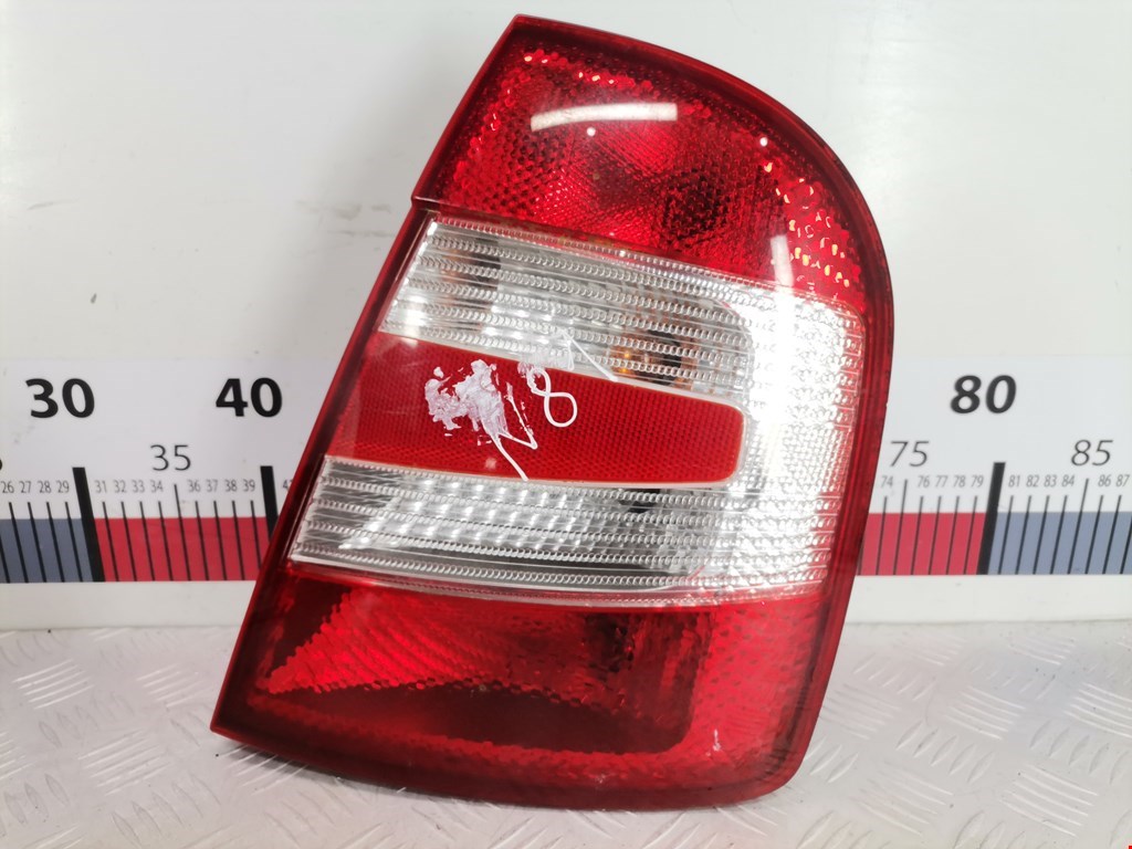 Фонарь задний правый Skoda Fabia 1 (1999-2007)
