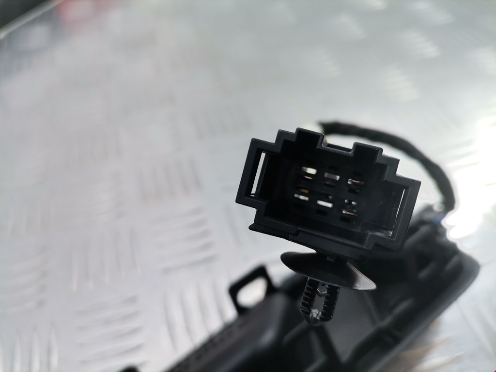 Ручка дверная задняя внутренняя правая VOLKSWAGEN Passat B6 2005-2011