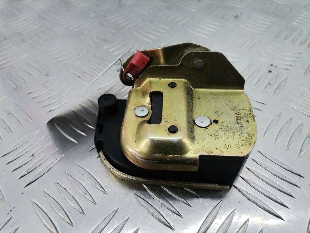 Замок двери сдвижной CHRYSLER Voyager III GS 1995-2000