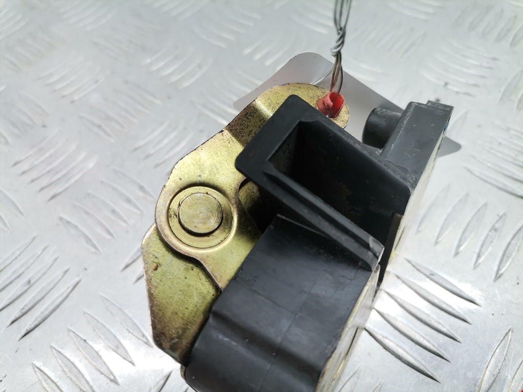 Замок двери сдвижной CHRYSLER Voyager III GS 1995-2000