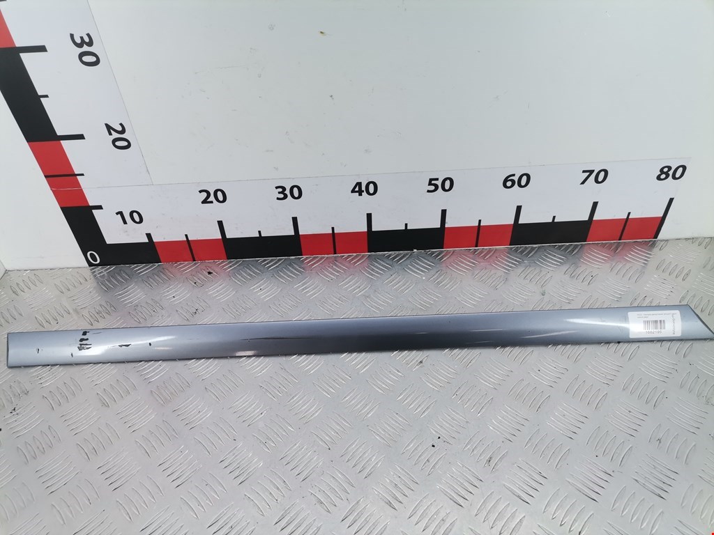 Накладка декоративная (молдинг) двери задней правой Opel Vectra C (2002-2008)