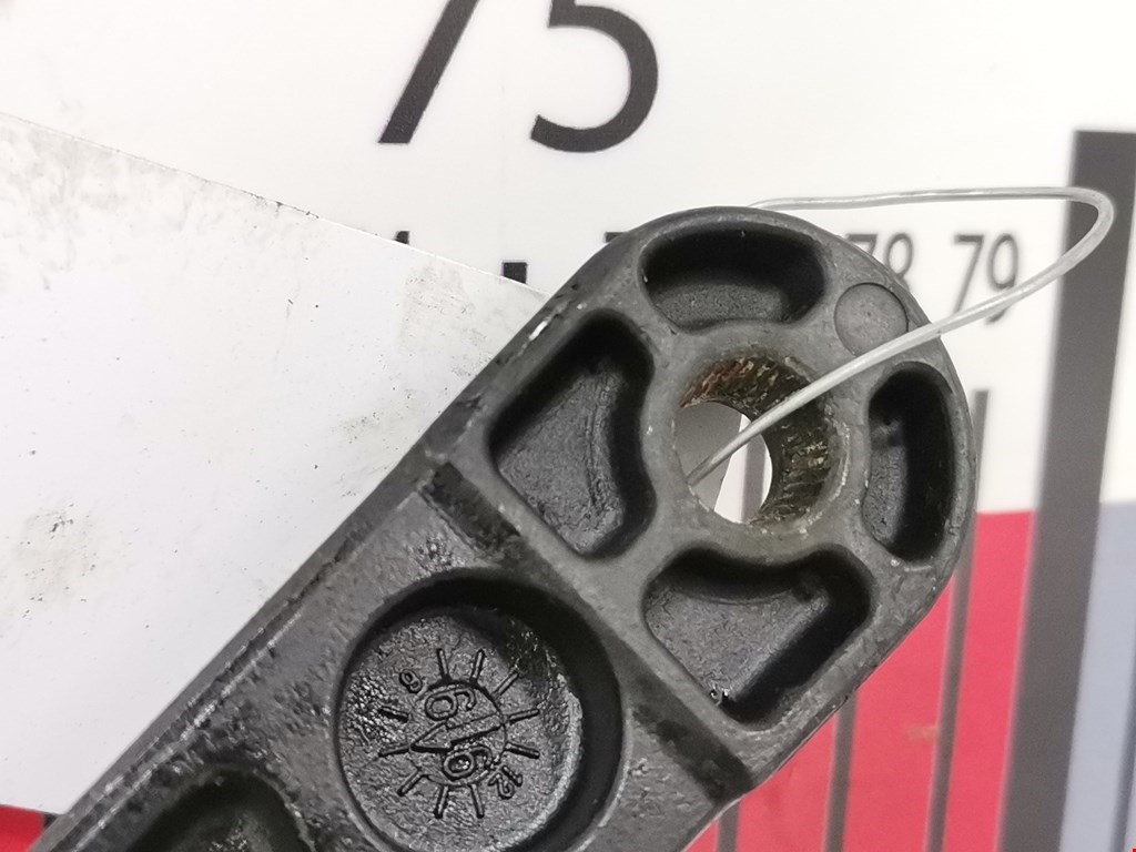 Поводок дворников передний левый/ правый SEAT Toledo 1998-2004