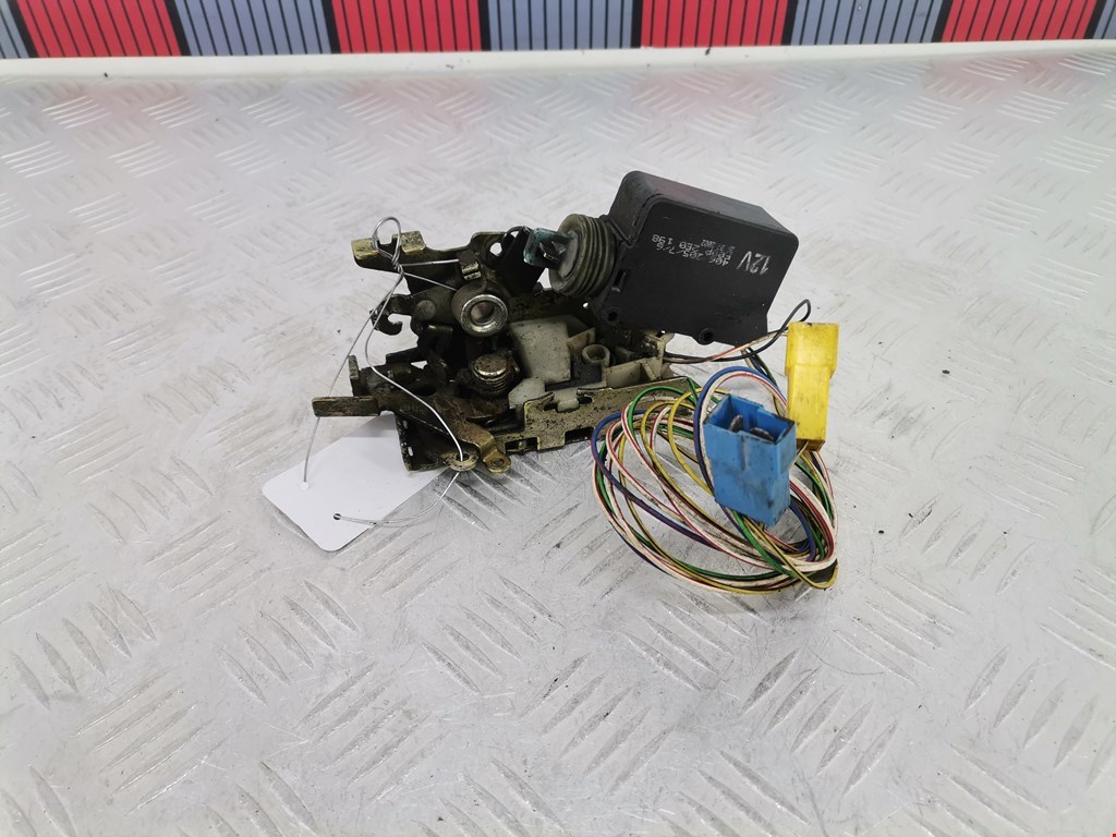 Замок двери распашной левой Mercedes Vito (W638) (1996-2003)