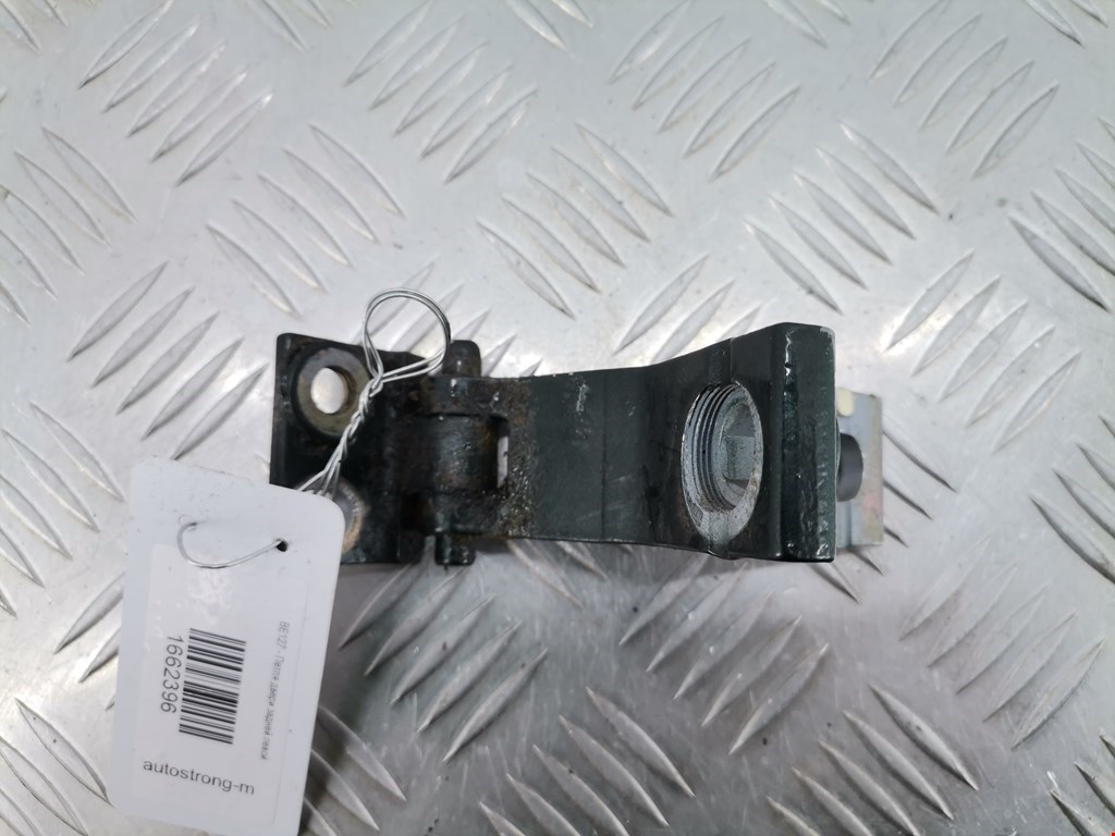 Петля двери задней левой Audi 80 B4 (1991-1996)