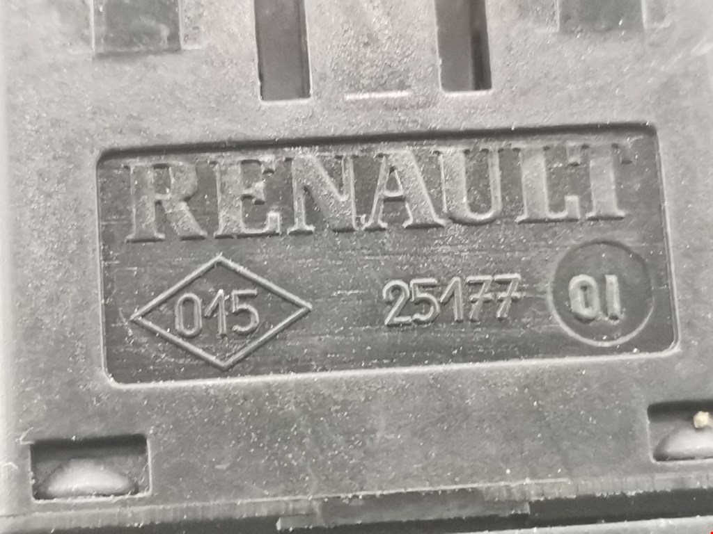 Кнопка аварийной сигнализации (аварийки) RENAULT Scenic I 1996-2003