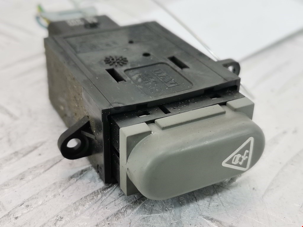 Кнопка антипробуксовочной системы RENAULT Scenic I 1996-2003