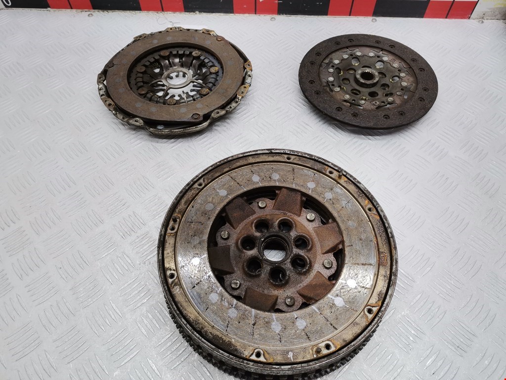 Маховик (демпфер сцепления) RENAULT Scenic II 2003-2010