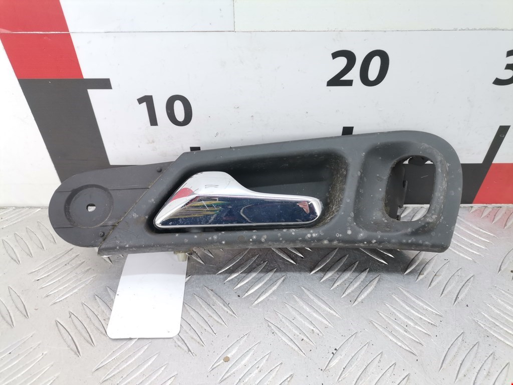 Ручка дверная задняя внутренняя левая MERCEDES-BENZ C-Class C-klasse W203 2000-2007